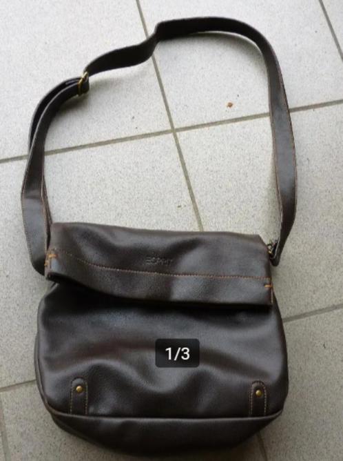 ESPRIT bruine tas met lange riem, Handtassen en Accessoires, Tassen | Damestassen, Zo goed als nieuw, Handtas, Ophalen