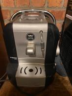 Machine expresso. ´´lavaza ´´, Electroménager, Cafetières, Machine à espresso, Réservoir d'eau amovible, Dosettes et capsules de café