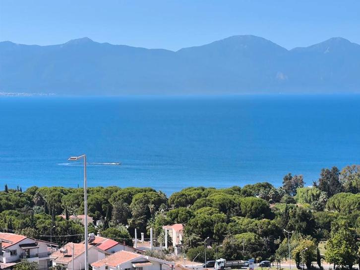 Appartements 2+1 avec vue sur la mer à vendre à Kuşadası., Immo, Buitenland, Turkije, Appartement, Stad