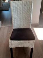 6 witte rieten
 rotan stoelen, Ophalen, Zo goed als nieuw