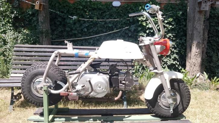 HONDA Z50M, Motoren, Motoren | Honda, Particulier, Overig, 11 kW of minder, 1 cilinder, Minimaal motorrijbewijs A1, Ophalen of Verzenden
