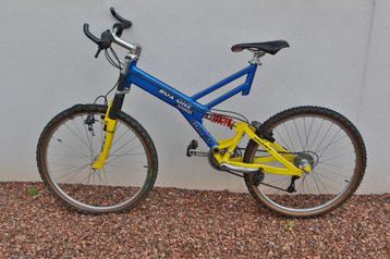 VTT Giant Box One – Free Ride Series TST beschikbaar voor biedingen