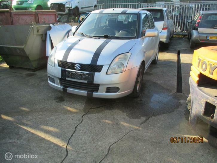 Onderdelen Suzuki Swift 1.3 GA 5-Deurs 2006, Auto-onderdelen, Overige Auto-onderdelen, Suzuki, Gebruikt