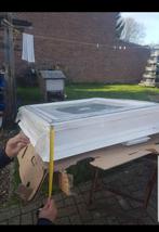 velux  90x90  Platdak, Ophalen, Nieuw