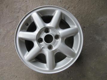 Volkswagen Golf 3  wiel 14 inch beschikbaar voor biedingen