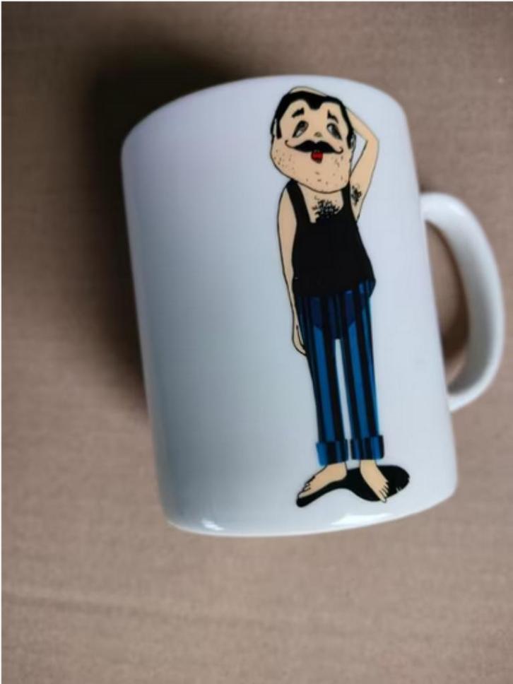 Outfit Verandering Magische Mok - 320 ml  Flying Tiger, Verzamelen, Porselein, Kristal en Bestek, Zo goed als nieuw, Glas of Glazen