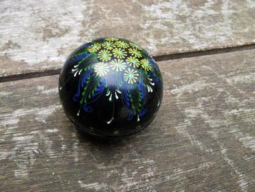 Klein juwelendoosje, handpainted, handgeschilderd beschikbaar voor biedingen