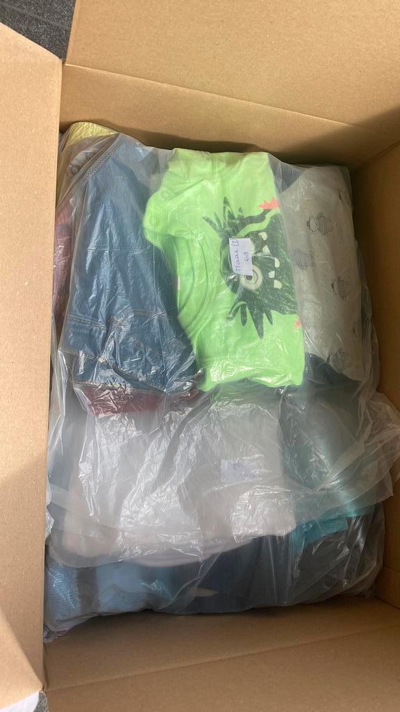 Doos baby/kinderkleding jongen maat 50 tem 80, Kinderen en Baby's, Babykleding | Baby-kledingpakketten, Maat 50, Ophalen of Verzenden
