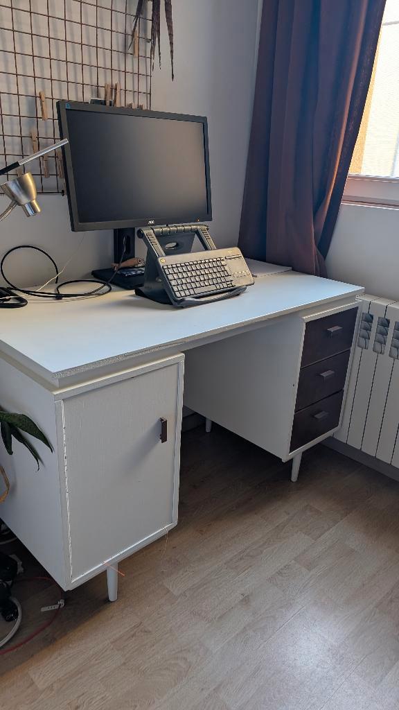 gratis bureau, Huis en Inrichting, Bureaus, Gebruikt, Bureau, Ophalen