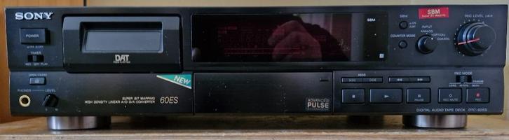 SONY DTC-ES60 DAT RECORDER, TV, Hi-fi & Vidéo, Decks cassettes, Sony, Enlèvement