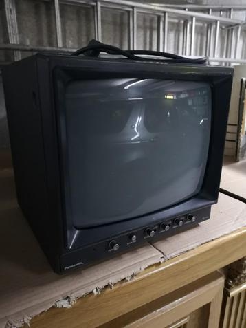 Vintage videoapparatuur beschikbaar voor biedingen