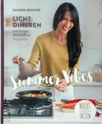 Summer Vibes - Licht dineren, Livres, Livres de cuisine, Comme neuf, Cuisine saine, Enlèvement ou Envoi, Sandra Bekkari