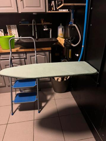Wandmontage strijkplank   beschikbaar voor biedingen