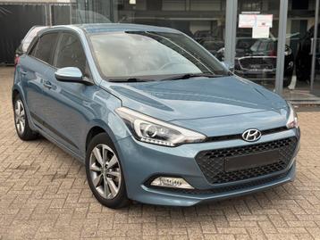 Hyundai // i20 PLAY beschikbaar voor biedingen
