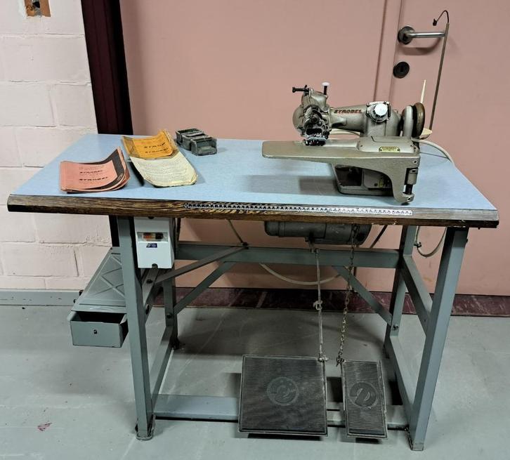 Industriële blindzomen machine Strobel, Hobby en Vrije tijd, Naaimachines en Toebehoren, Gebruikt, Lockmachine, Overige merken