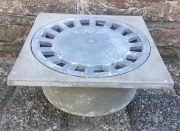 Fosse d'horloge PVC 200 x 200 mm, 60 à 80 mm, Enlèvement ou Envoi, PVC, Moins de 2 mètres
