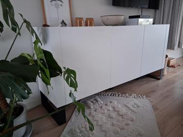 Dressoir Weg wegens VERHUIS  beschikbaar voor biedingen