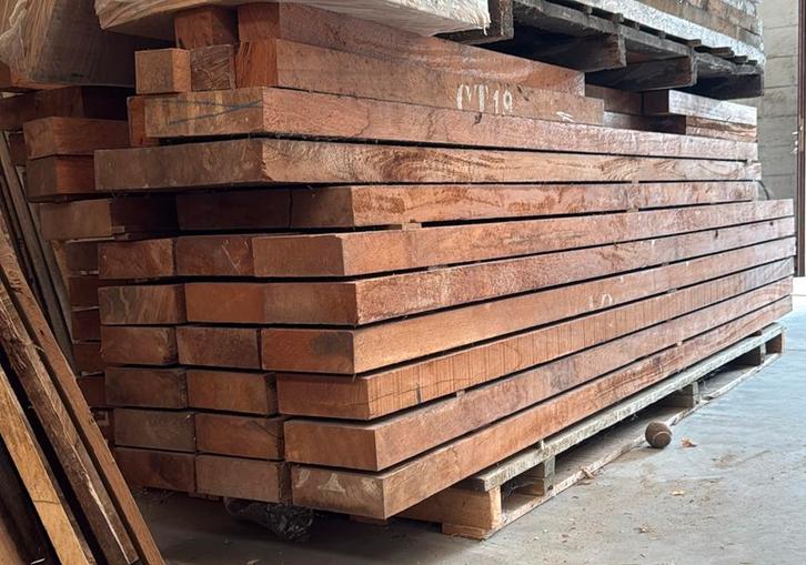 Te koop: hoogwaardige partij Afzelia hout 2,1 m³, Tuin en Terras, Brandhout, Ophalen