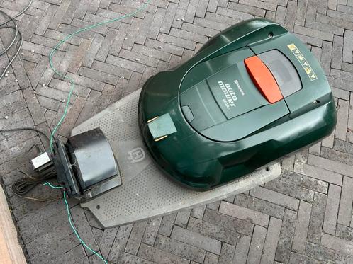 Husqvarana automower 220 AC robotmaaier maar 4000 uur!!, Tuin en Terras, Robotmaaiers, Ophalen
