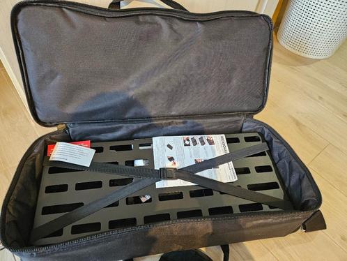 Warwick Rockboard Pedalboard w. Gig Bag TRES 3.2, Muziek en Instrumenten, Effecten, Zo goed als nieuw, Ophalen of Verzenden