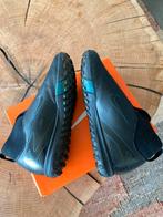 Nike voetbalschoenen voor kinderen 33 maat, Ophalen, Nieuw, Schoenen