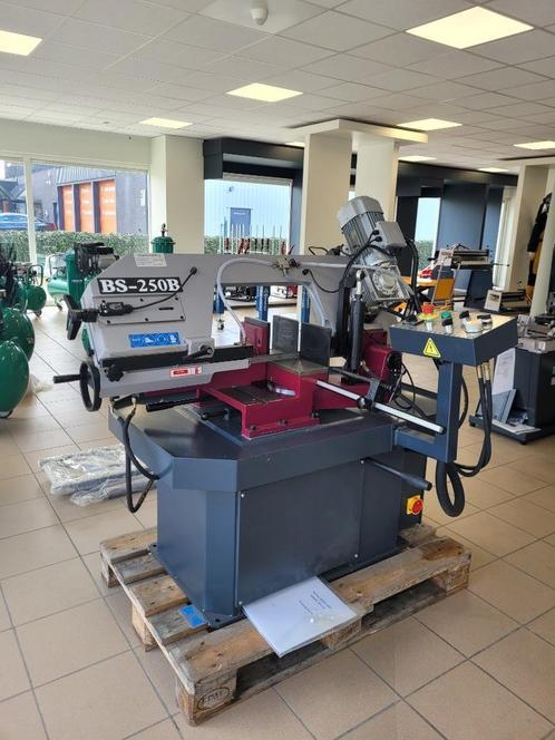 MAC-TOOL ONW – 250B Profi semi-automatisch zaagmachine 380V, Doe-het-zelf en Bouw, Gereedschap | Zaagmachines, Nieuw, 600 tot 1200 watt