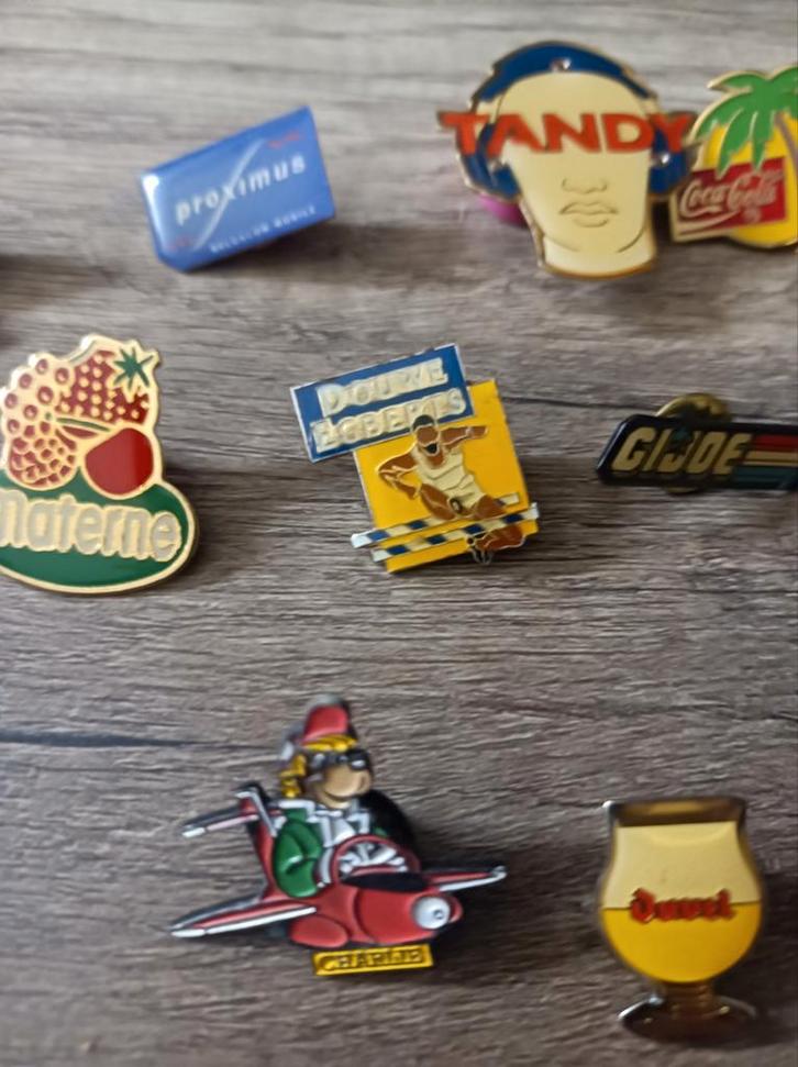 Lot pin's publicitaire, Verzamelen, Speldjes, Pins en Buttons, Ophalen of Verzenden