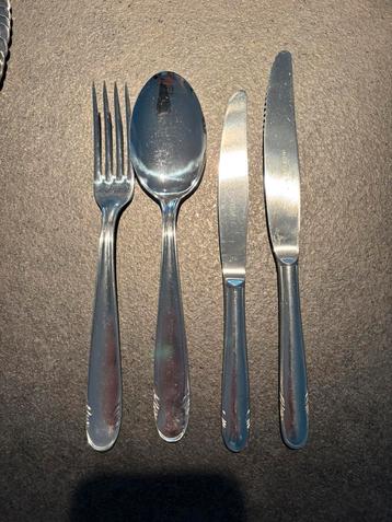 46-delig bestek, Huis en Inrichting, Keuken | Bestek, Ophalen, Zo goed als nieuw, Los bestek, Inox of Chroom