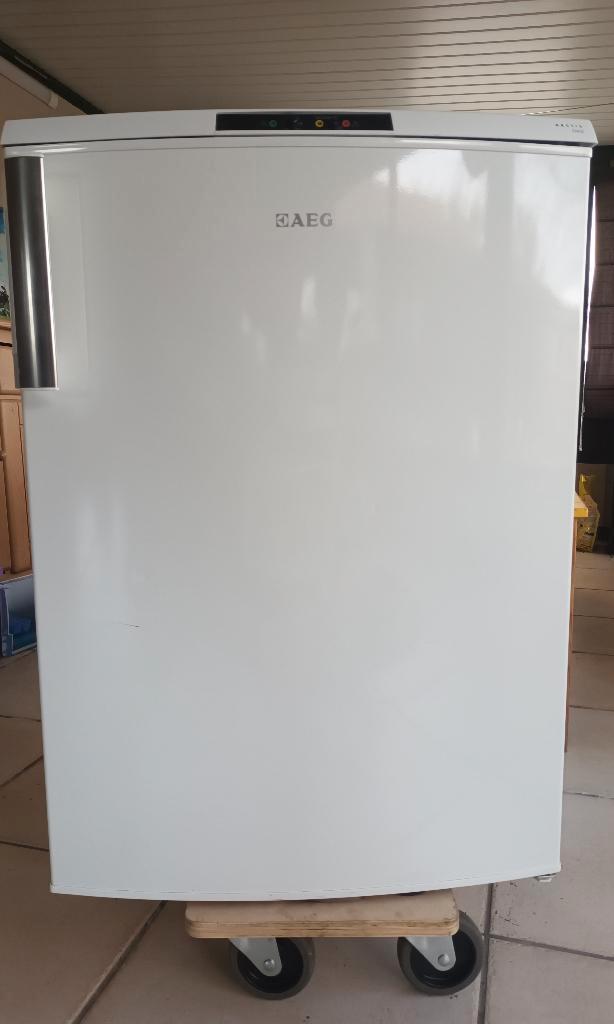 AEG diepvriezer tafelmodel, Elektronische apparatuur, Vriezers en Diepvrieskisten, Gebruikt, Vrijstaand, Vrieskast, Minder dan 85 cm