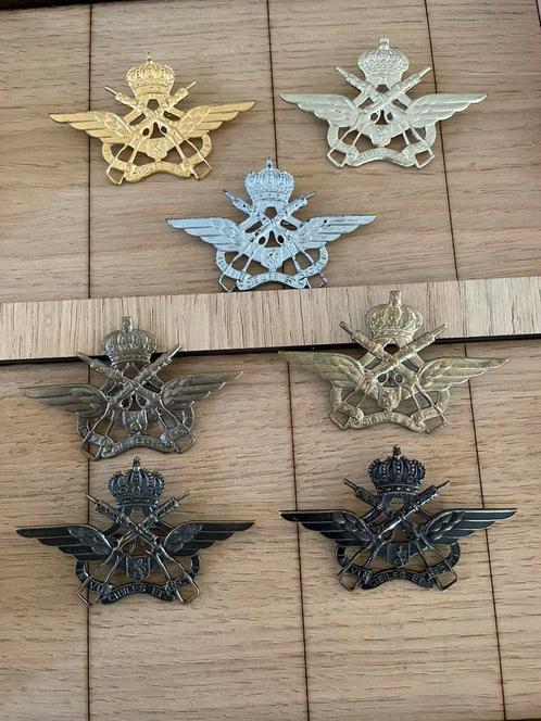UDA/Aircommando beret badges ( 7 verschillende ), Verzamelen, Militaria | Algemeen, Luchtmacht, Verzenden