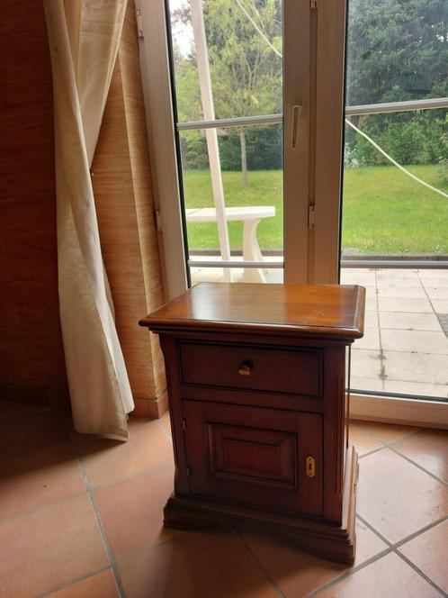 2 bijzettafels, Huis en Inrichting, Tafels | Bijzettafels, Zo goed als nieuw, Ophalen