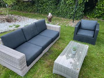 Loungeset in heel mooie staat beschikbaar voor biedingen