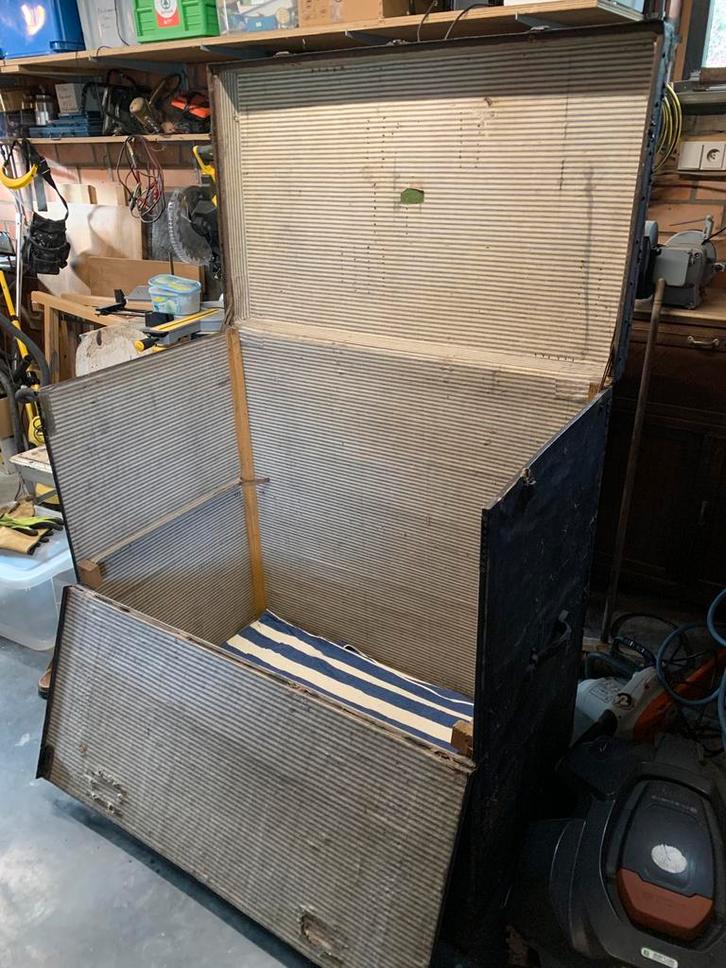 Grote oude reiskoffer, Antiquités & Art, Curiosités & Brocante, Enlèvement