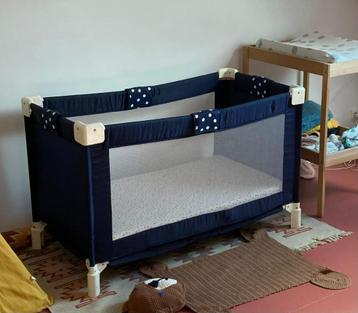 reisbed (met of zonder matras) beschikbaar voor biedingen