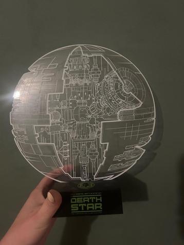 Prachtige Star wars death star lamp’ beschikbaar voor biedingen