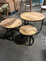 Mooi setje industriële tafeltjes, Huis en Inrichting, Ophalen, Zo goed als nieuw