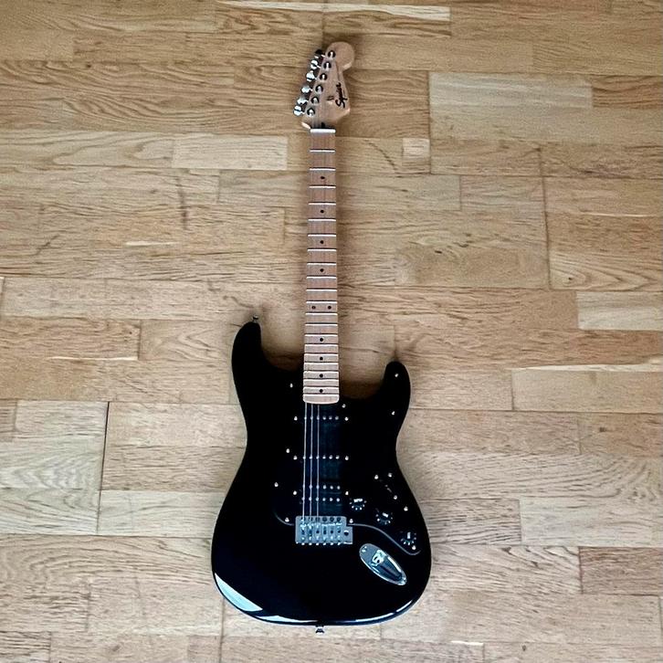 Pack Guitare Electrique - Squier Fender, Muziek en Instrumenten, Snaarinstrumenten | Gitaren | Elektrisch, Zo goed als nieuw, Ophalen
