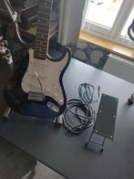 Electrische gitaar met versterker, Muziek en Instrumenten, Snaarinstrumenten | Gitaren | Elektrisch, Zo goed als nieuw, Ophalen
