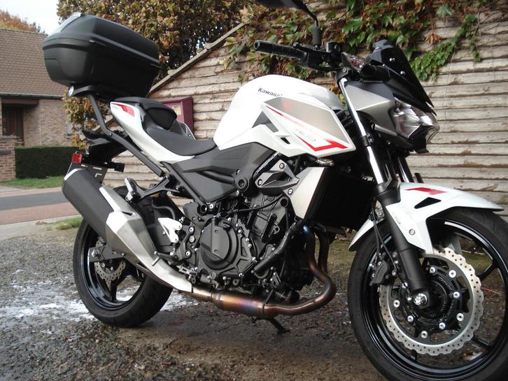 kawasaki z400 met 1500 km in superstaat, Motoren, Motoren | Kawasaki, Particulier, Naked bike, 12 t/m 35 kW, 2 cilinders, Minimaal motorrijbewijs A2