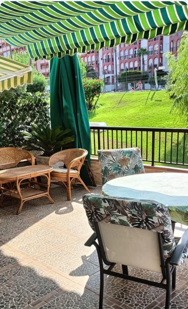 Torrevieja - La Mata : Zomer en winterverhuur 1 - 2 slpk, Vakantie, Vakantiehuizen | Spanje, Costa Blanca, Appartement, Aan zee