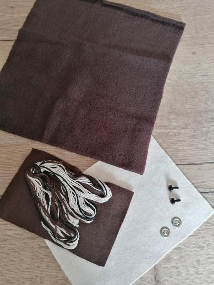 Pakketje om minibeer te maken, Hobby en Vrije tijd, Stoffen en Lappen, Nieuw, Beige, Ophalen