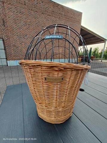 Fietsmand Basil beschikbaar voor biedingen