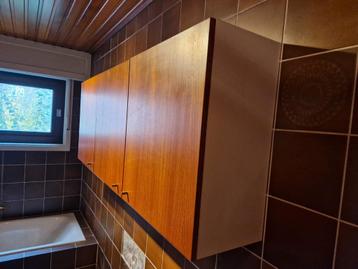 Badkamerkastje - Hout beschikbaar voor biedingen