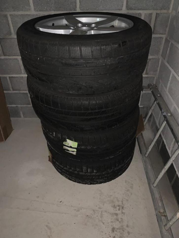 Winterbanden met 17-velgen voor BMW, Auto-onderdelen, Banden en Velgen, Velg(en), Winterbanden, 17 inch, 225 mm, Personenwagen