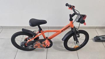 B'TWIN 16” Robot 500 kinderfiets - Nieuwstaat  beschikbaar voor biedingen