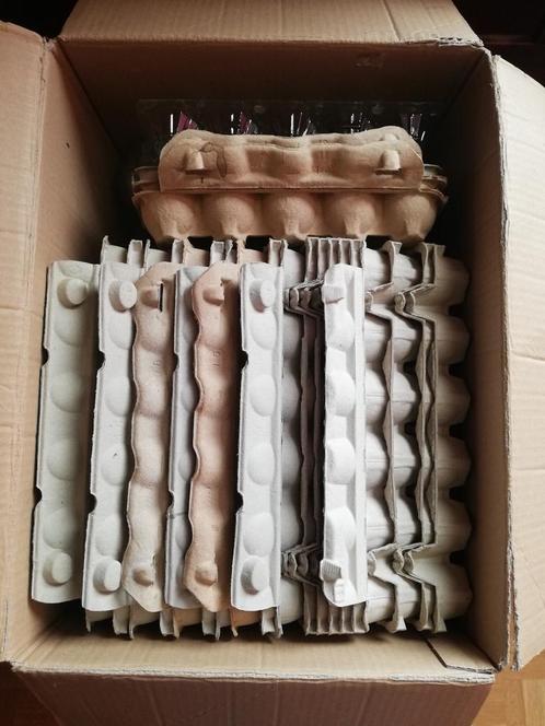 27 eierdozen, Dieren en Toebehoren, Pluimvee | Toebehoren, Gebruikt, Ophalen