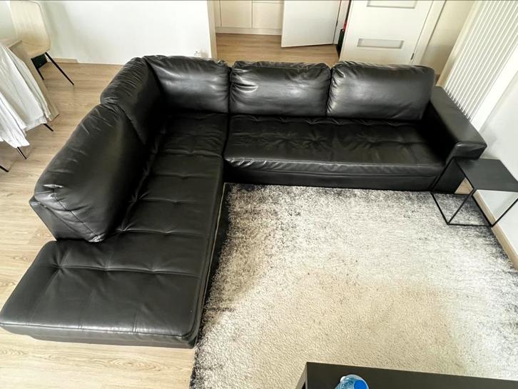 Black Leather Corner Sofa, Huis en Inrichting, Zetels | Complete zithoeken, Zo goed als nieuw, Ophalen