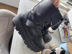 Ugg botjes, Zwart, Lage of Enkellaarzen, Ophalen of Verzenden, Zo goed als nieuw