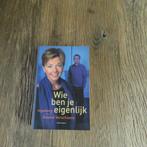 Wie ben je eigenlijk Ingeborg Roland Verschaeve, Boeken, Esoterie en Spiritualiteit, Ophalen of Verzenden