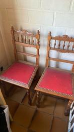 Twee Henry Deux stoelen antiek